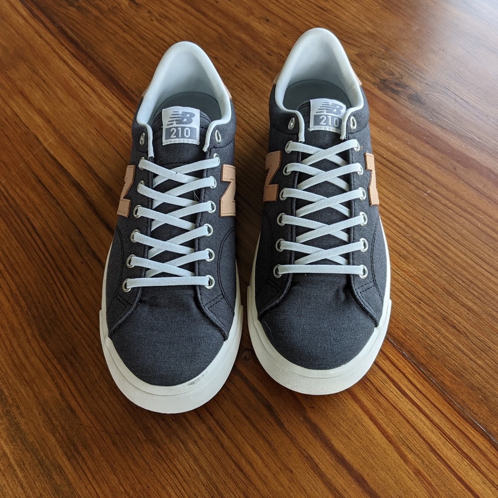 New Balance 210 Fresh Foam street shoes